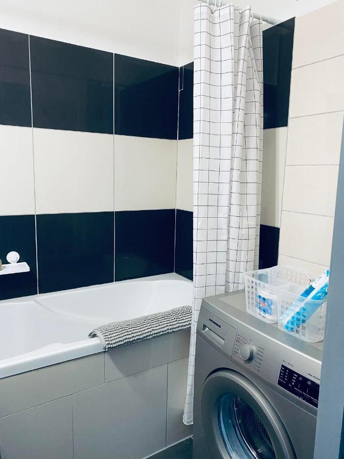Charles Apartman Balatonfured Apartment Exterior foto