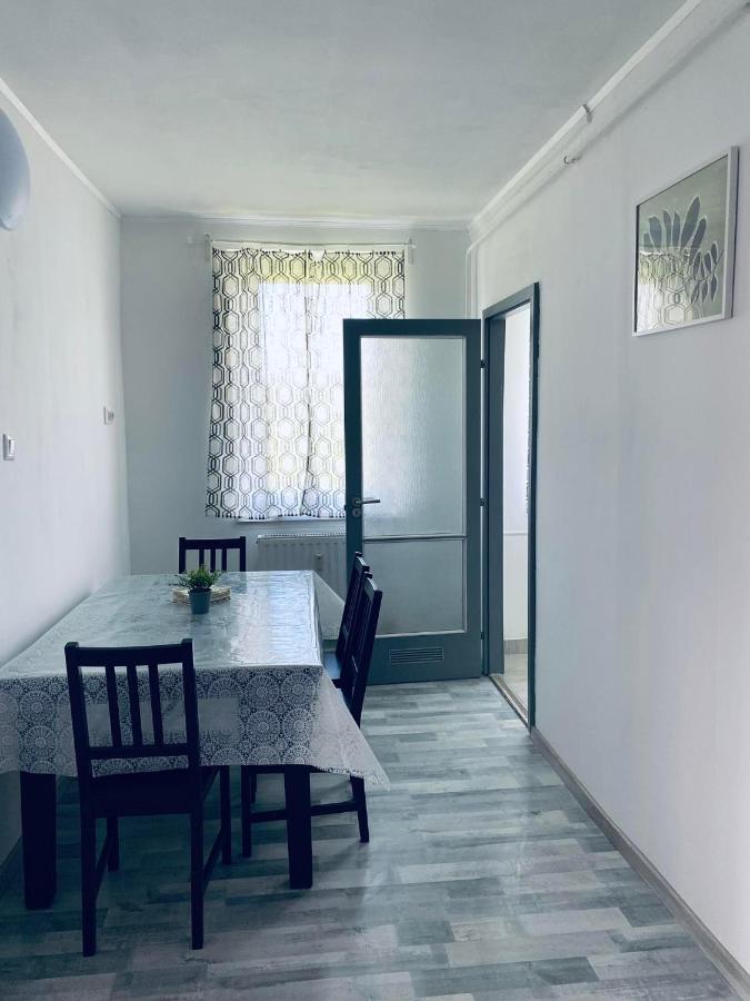 Charles Apartman Balatonfured Apartment Exterior foto
