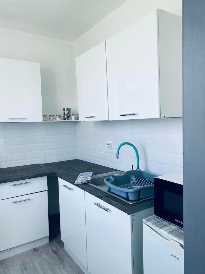 Charles Apartman Balatonfured Apartment Exterior foto